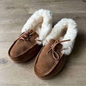 Dluxe Dearfoams Genuine Shearling Fur Moccasin Shoes Sz 7